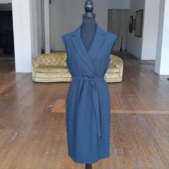 Elegant Navy Sleeveless Wrap Dress - Picture 1 of 12